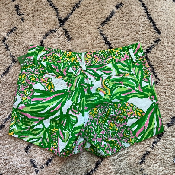 Lilly Pulitzer Callahan Green and Pink shorts size 6 - Picture 5 of 5